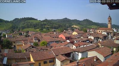 immagine della webcam nei dintorni di Serravalle Langhe: webcam Corneliano d'Alba