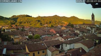 immagine della webcam nei dintorni di Costigliole d'Asti: webcam Corneliano d'Alba