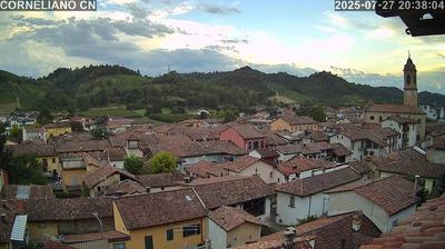 immagine della webcam nei dintorni di Bosia: webcam Corneliano d'Alba