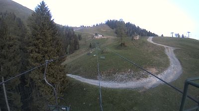immagine della webcam nei dintorni di Colere: webcam Spiazzi