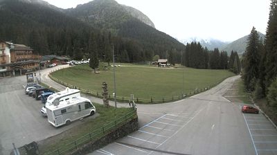 immagine della webcam nei dintorni di Rifugio Calvi Laghi Gemelli: webcam Spiazzi di Gromo