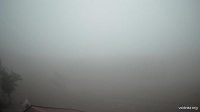 immagine della webcam nei dintorni di Roio del Sangro: webcam Capracotta
