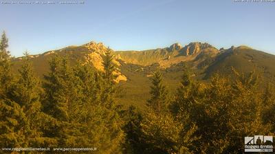 immagine della webcam nei dintorni di Capanne di Sillano: webcam Cerreto Laghi