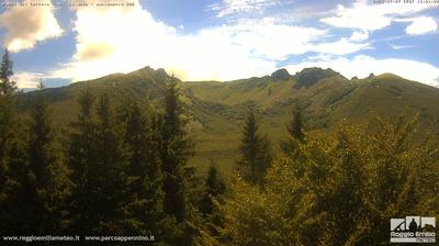 immagine della webcam nei dintorni di Busana: webcam Cerreto Laghi