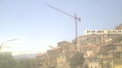 immagine della webcam nei dintorni di Rocca di Cambio: webcam Ofena