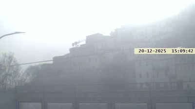 immagine della webcam nei dintorni di Rocca di Cambio: webcam Ofena