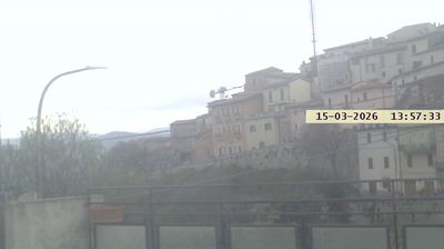 immagine della webcam nei dintorni di Salle: webcam Ofena
