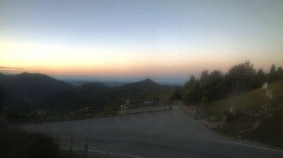 immagine della webcam nei dintorni di Brunate: webcam Sormano