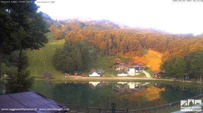 immagine della webcam nei dintorni di Busana: webcam Cerreto Laghi