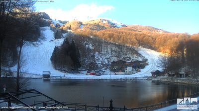 immagine della webcam nei dintorni di Prato Spilla: webcam Cerreto Laghi