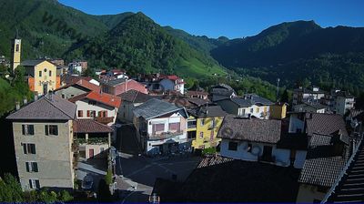 immagine della webcam nei dintorni di Piani Resinelli: webcam Moggio