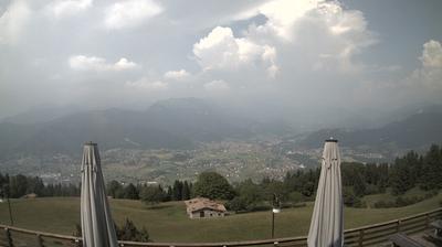 immagine della webcam nei dintorni di Roncobello: webcam Clusone