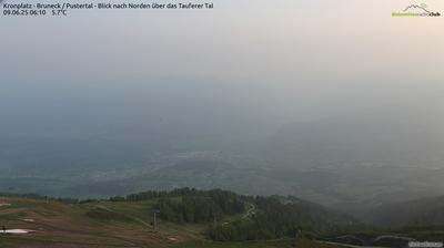 Preview delle webcam di Marebbe: Kronplatz - Bruneck - Pustertal - Blick nach Norden über das Tauferer Tal
