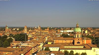 immagine della webcam nei dintorni di Bagnolo in Piano: webcam Reggio Emilia