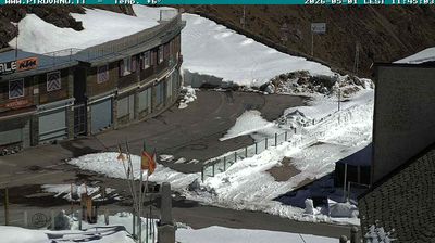 immagine della webcam nei dintorni di Carosello 3000: webcam Passo dello Stelvio