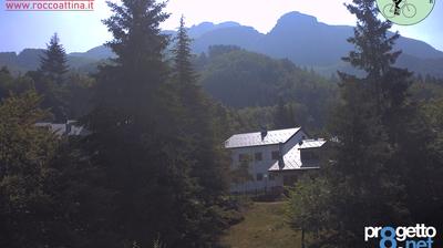 immagine della webcam nei dintorni di Brallo di Pregola: webcam Santo Stefano d'Aveto