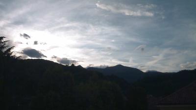 immagine della webcam nei dintorni di San Colombano Belmonte: webcam Levone