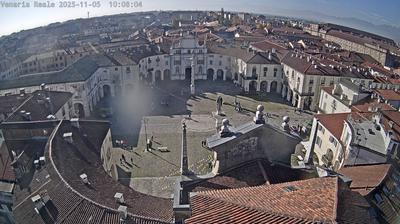immagine della webcam nei dintorni di Castagneto Po: webcam Venaria Reale