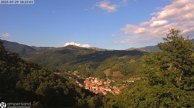 immagine della webcam nei dintorni di Borgo Val di Taro: webcam Varese Ligure