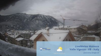 immagine della webcam nei dintorni di Maccagno con Pino e Veddasca: webcam Malesco