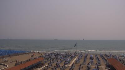 immagine della webcam nei dintorni di Marinella: webcam Marina Di Carrara