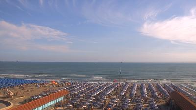 immagine della webcam nei dintorni di Ameglia: webcam Marina Di Carrara