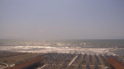 immagine della webcam nei dintorni di Massa: webcam Marina Di Carrara