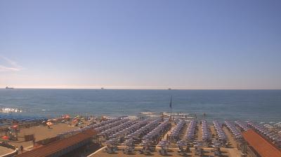 immagine della webcam nei dintorni di Massa: webcam Marina Di Carrara