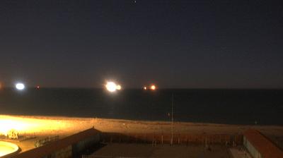 immagine della webcam nei dintorni di La Spezia: webcam Marina Di Carrara