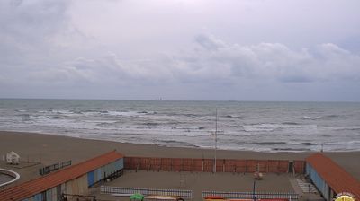 immagine della webcam nei dintorni di La Spezia: webcam Marina Di Carrara