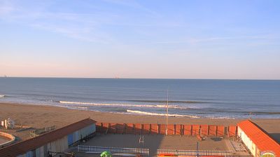 immagine della webcam nei dintorni di La Spezia: webcam Marina Di Carrara