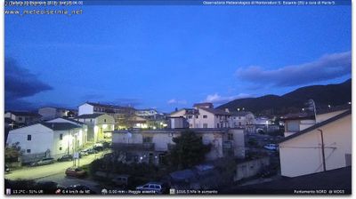 immagine della webcam nei dintorni di Castel di Sangro: webcam Monteroduni