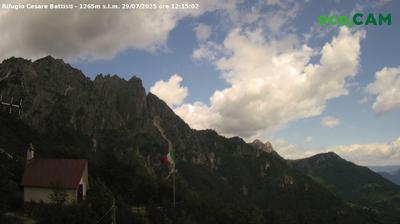 immagine della webcam nei dintorni di Altissimo: webcam Lessinia