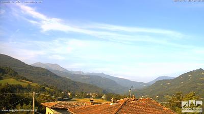 immagine della webcam nei dintorni di Tizzano Val Parma: webcam Pratizzano