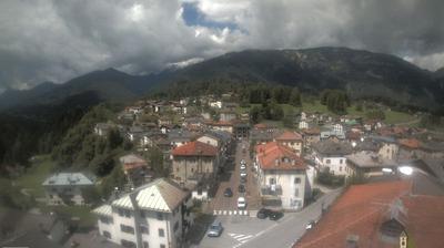 immagine della webcam nei dintorni di Domegge di Cadore: webcam Laggio di Cadore