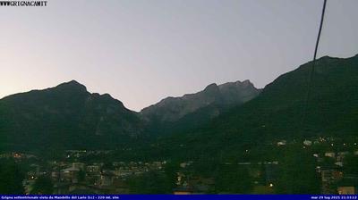 immagine della webcam nei dintorni di Erve: webcam Mandello del Lario
