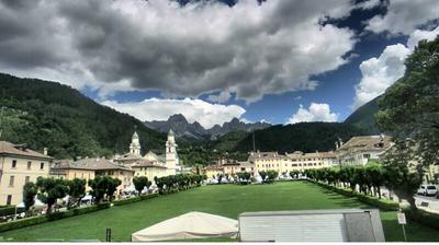 immagine della webcam nei dintorni di Pianaz: webcam Agordo