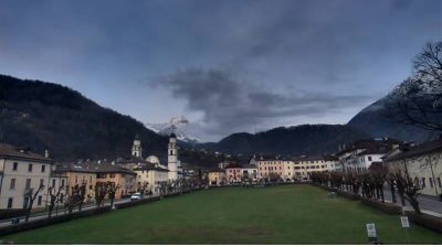 immagine della webcam nei dintorni di Alleghe: webcam Agordo