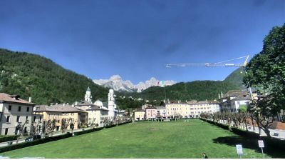 immagine della webcam nei dintorni di Soverzene: webcam Agordo