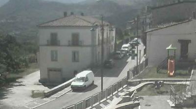 immagine della webcam nei dintorni di Monteroduni: webcam Acquaviva d'Isernia