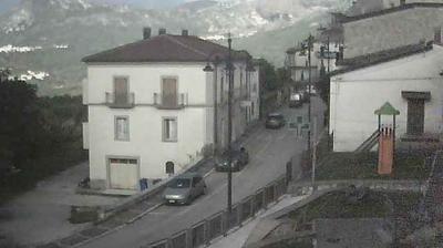 immagine della webcam nei dintorni di San Donato Val di Comino: webcam Acquaviva d'Isernia