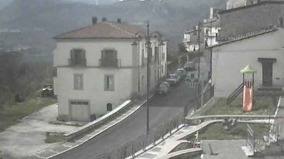 immagine della webcam nei dintorni di Schiavi di Abruzzo: webcam Acquaviva d'Isernia