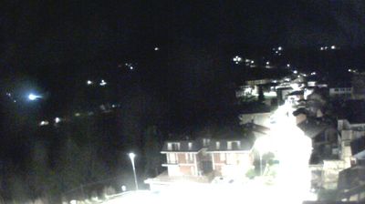 immagine della webcam nei dintorni di Alpette: webcam Castelnuovo Nigra