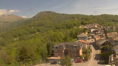 immagine della webcam nei dintorni di Alpette: webcam Castelnuovo Nigra