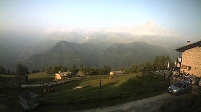immagine della webcam nei dintorni di Torre Pellice: webcam Ostana