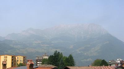 immagine della webcam nei dintorni di San Simone Baita del Camoscio: webcam Piani di Bobbio