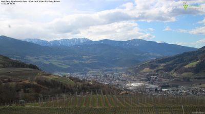 immagine della webcam nei dintorni di Campo di Trens: webcam Varna