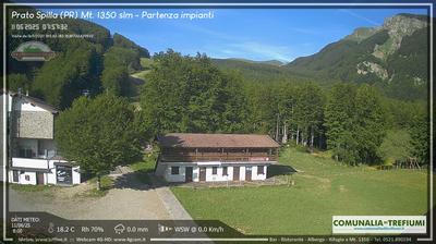 immagine della webcam nei dintorni di Tizzano Val Parma: webcam Pratospilla