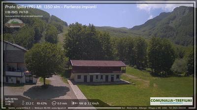 immagine della webcam nei dintorni di Tizzano Val Parma: webcam Pratospilla