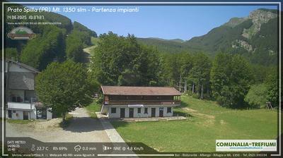 immagine della webcam nei dintorni di Tizzano Val Parma: webcam Pratospilla